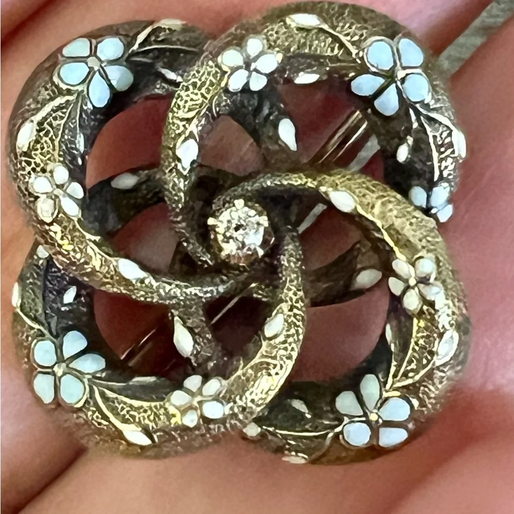 Elegant 14k Gold Victorian Enamel Floral Brooch - Picture 2 of 8
